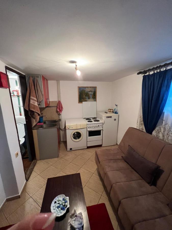 A & A Apartman Podgorica Bagian luar foto